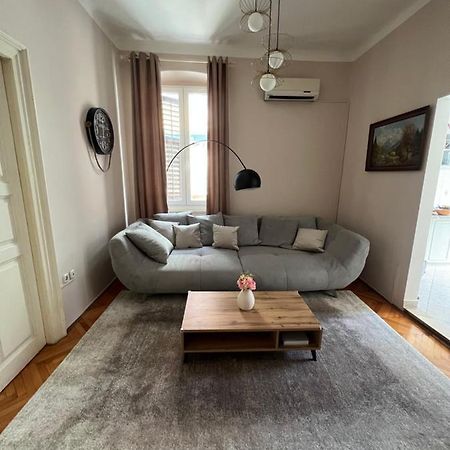 Apartman Sandra Pula Ngoại thất bức ảnh